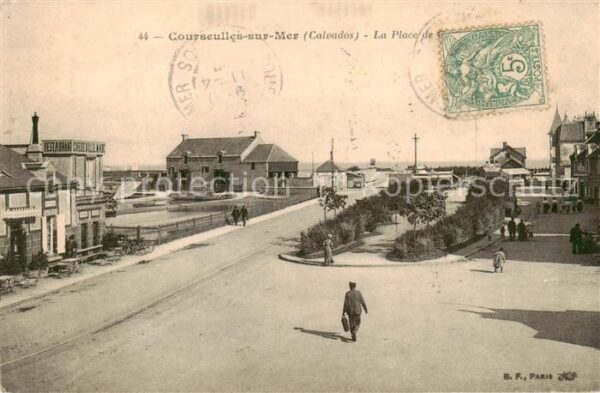 Courseulles-sur-Mer 14 Calvados La Place de Gare