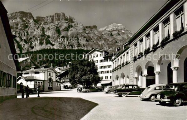 Leukerbad Loueche-les-Bains VS Dorfplatz Plattenhörner und Rinderhorn
