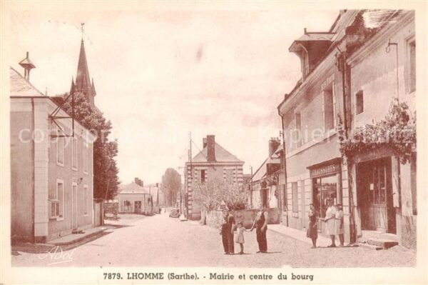 Lhomme 72 Sarthe Mairie et centre du bourg