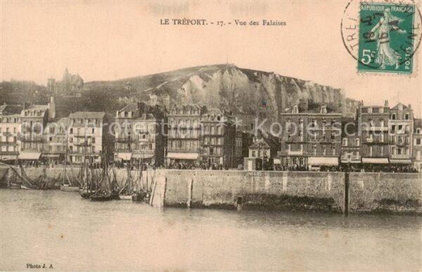 Le Treport 76 Vue des Falaises