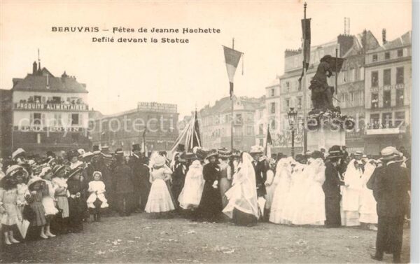Beauvais  60 Oise Fetes de Jeanne Hachette Defile devant