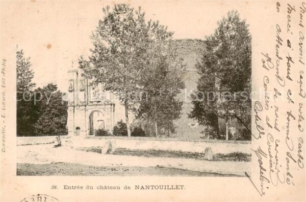 Nantouillet 77 Seine-et-Marne Entree du Chateau de Nantouillet
