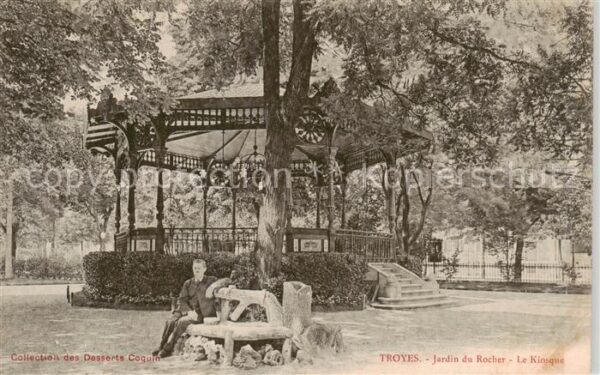Troyes 10 Jardin du Rocher Le Kiosque