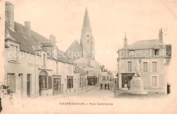 Chateaudun 28 Eure-et-Loir Rue Gambetta