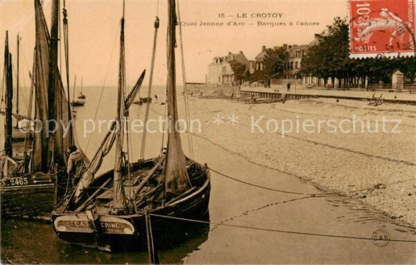 Le Crotoy 80 Quai Jeanne d’Arc Barques a l'ancre