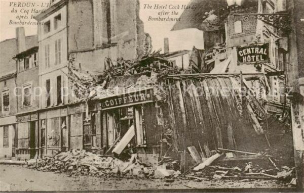 Verdun  55 Meuse Hotel du Coq Hardi apres le Bombardemen