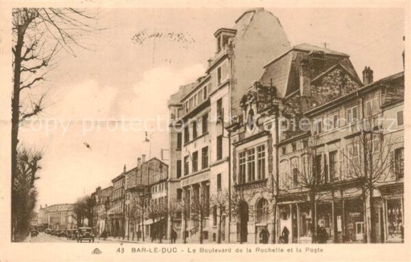 Bar-le-Duc 55 Le Boulevard de la Rochelle et la Poste