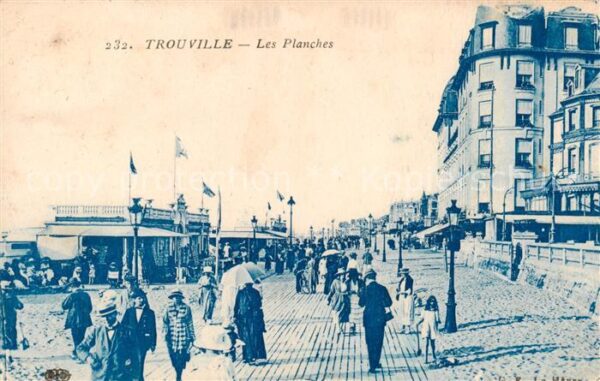 Trouville-sur-Mer Les Planches