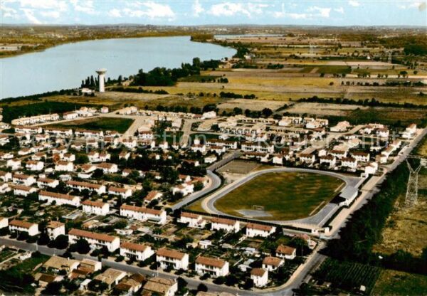 Ambes 33 Gironde La Nouvelle Cite et le Stade Vue aerien