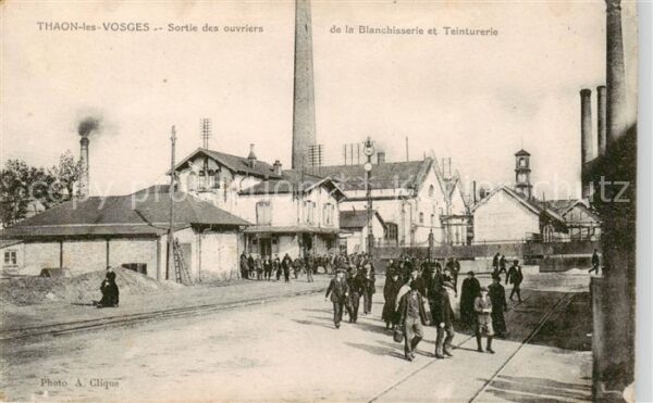 Thaon-les-Vosges 88 Sortie des ouvriers de la Blanchisserie