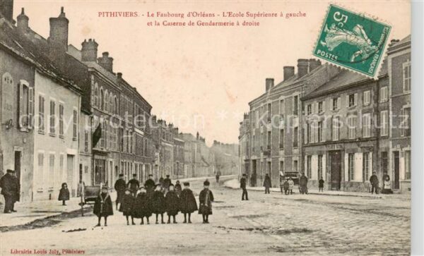 Pithiviers-en-Gatinais 45 Loiret Faubourg d Orléans Ecole Superieure Cas