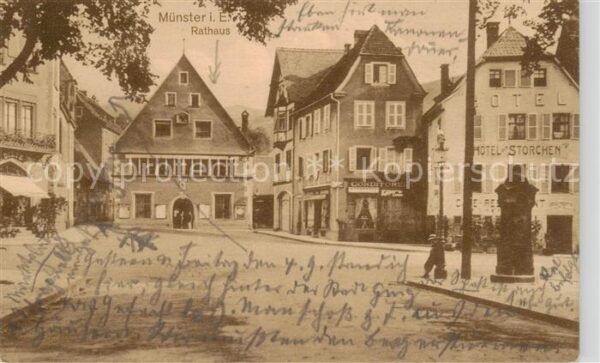 Muenster  Elsass Munster 68 Alsace Ortszentrum mit Rathaus Hotel Storchen