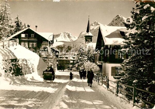 Arosa GR Dorfstrasse im Winterzauber