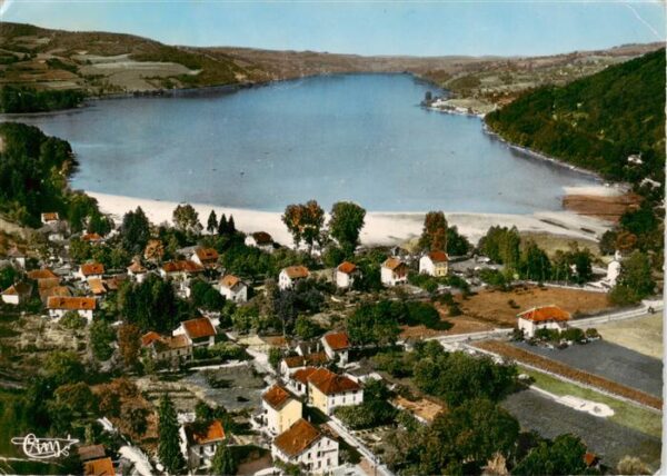 Charavines-les-Bains 38 Isere Vue aérienne sur le lac