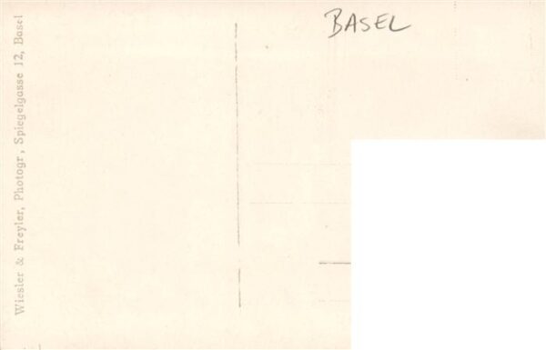 Basel BS Wohnhaus Familien-Gruppenbild – Bild 2
