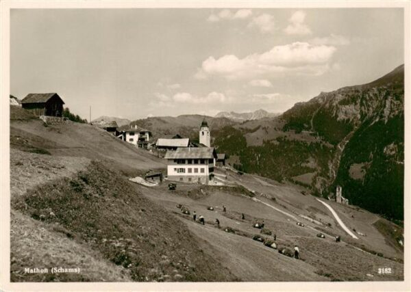 Mathon GR Teilansicht mit Kirche