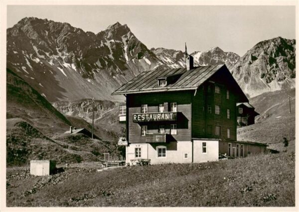 Arosa GR Pension Erzhorn Restaurant Sommer in de