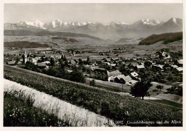 Grosshoechstetten BE Fliegeraufnahme mit Alpenpanorama