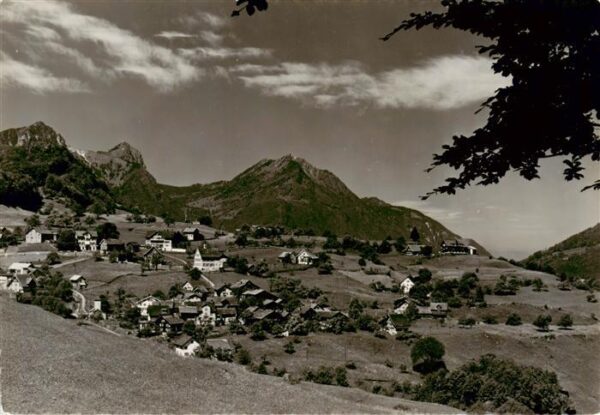 Filzbach GL Panorama an der Kerenzerbergstrasse
