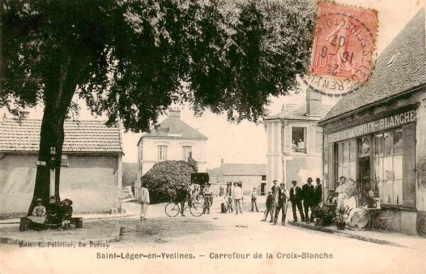 Saint-Leger-en-Yvelines Carrefour de la Croix Blanche