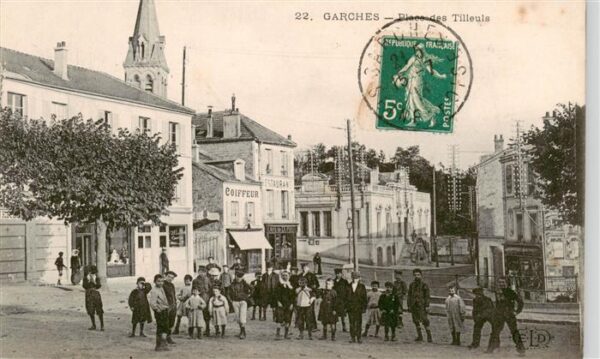 Garches 92 Hauts-de-Seine Place des Tilleuls