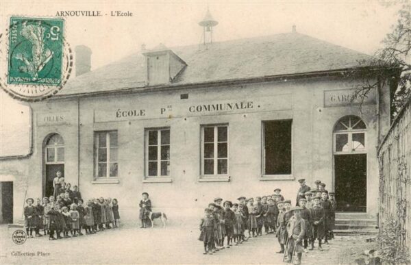Arnouville-les-Mantes 78 Yvelines Ecole Schule