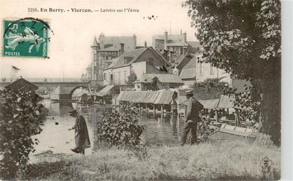 Vierzon 18 Cher En Berry Lavoirs sur l'Yevre
