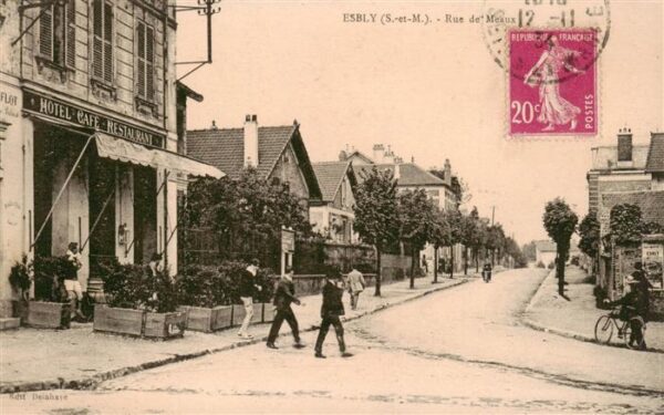 Esbly 77 Seine-et-Marne Rue de Meaux