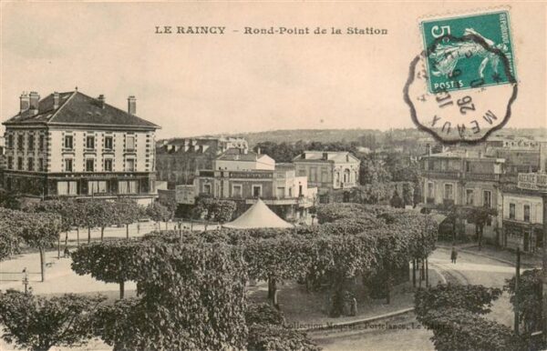 Le Raincy 93 Seine-Saint-Denis Rond Point de la Station