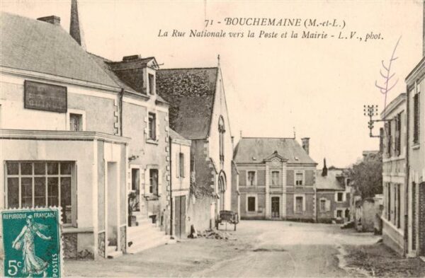 Bouchemaine 49 Maine-et-Loire La Rue Nationale vers la Poste et la Ma