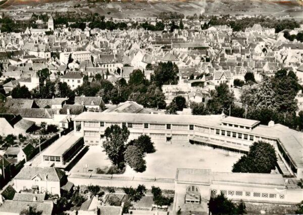 Beaune 21 Le Groupe Scolaire Vue aerienne