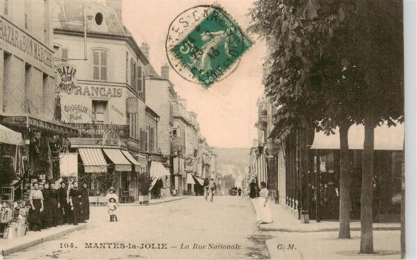 Mantes-sur-Seine Mantes-la-Jolie 78 Yvel La Rue Nationale