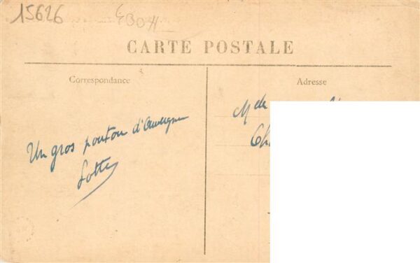 Molompize 15 Cantal Le Quartier des Ecoles – Bild 2
