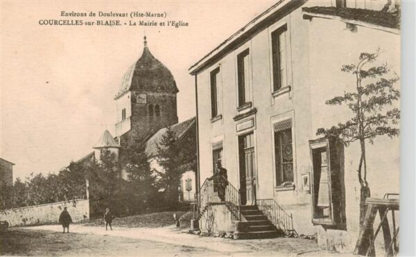 Courcelles-sur-Blaise 52 Haute-Marne La Mairie et l Eglise