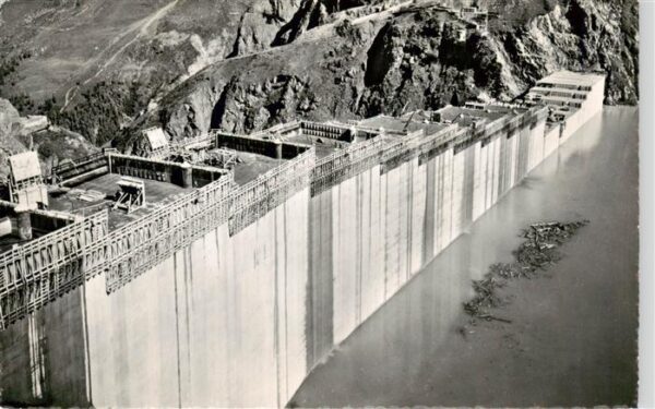 La Grande Dixence VS La barrage en construction