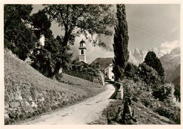Soglio GR Dorfeingang Kirche
