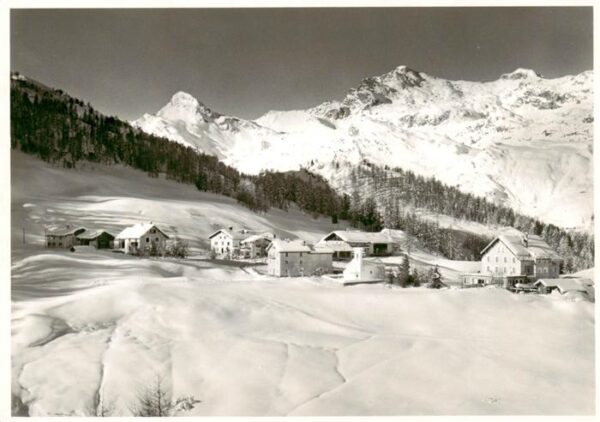 Fextal Val Fex Sils Maria GR Hotel Sonne mit Piz Longhin