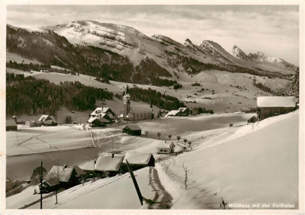Wildhaus  SG Winterpanorama mit Blick auf die Churfi
