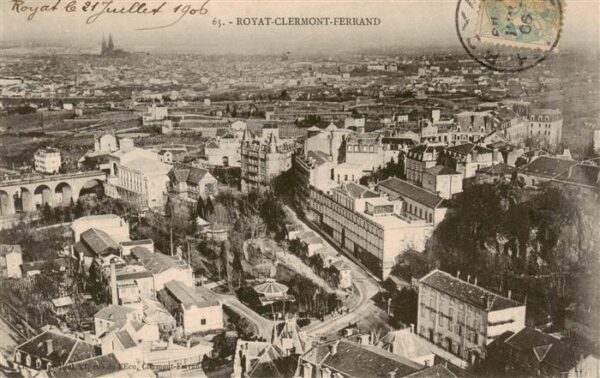 Royat 63-les-Bains Clermont Ferrand Vue aerienne