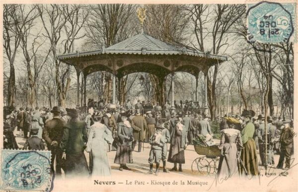 Nevers 58 Nievre Parc Kiosque de la Musique