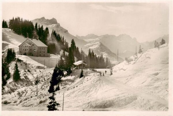 Bretaye 1800m VD Cabane Militaire de la Iere Division Wi