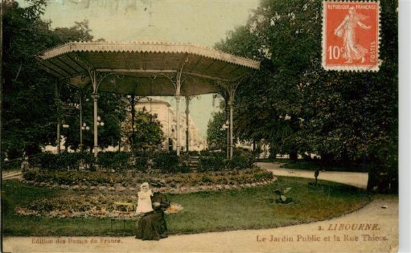 Libourne 33 Gironde Jardin Public et la Rue Thiers