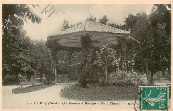 Le Puy  en-Velay 43 Haute-Loire Kiosque d’Musique Fer a Cheval