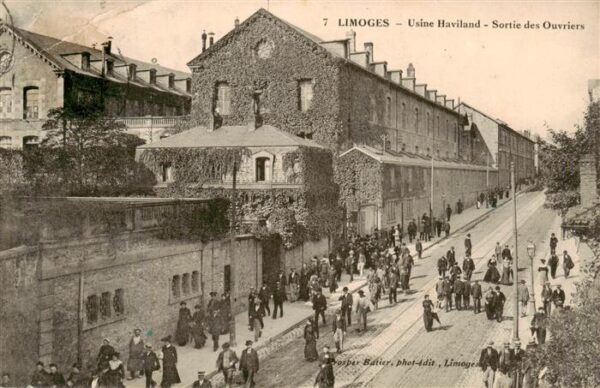 Limoges 87 Haute-Vienne Usine Haviland Sortie des Ouvriers