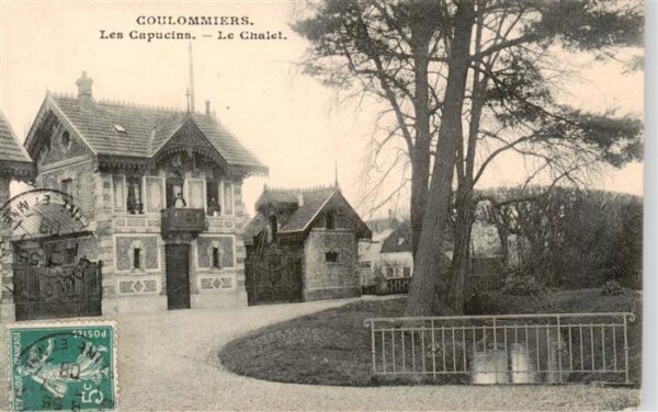 Coulommiers 77 Seine-et-Marne Les Capucins Chalet
