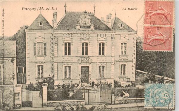 Parcay-les-Pins 49 Maine-et-Loire La Mairie