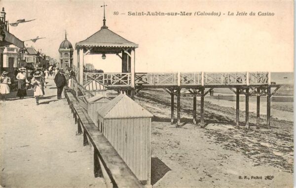 Saint-Aubin-sur-Mer Calvados La Jetee du Casino