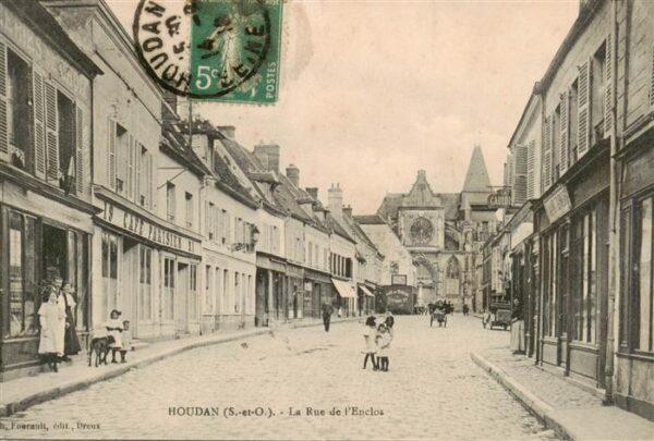 Houdancourt La Rue de l'Enclos