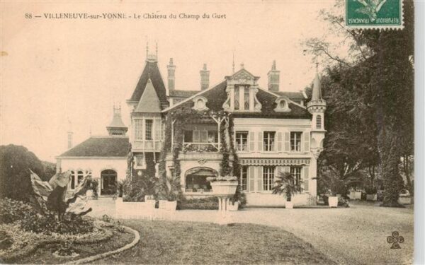 Villeneuve-sur-Yonne 89 Le Chateau du Champ du Guet