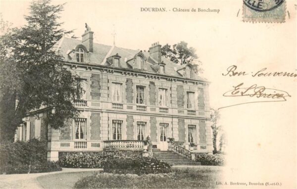 Dourdan 91 Essonne Chateau de Bonchamp